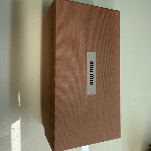 Miu Miu Pink Storage Box - Picture 1 of 2